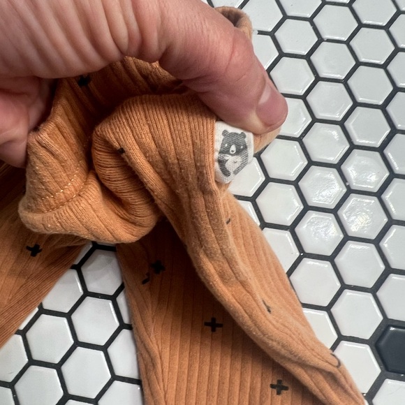 Rabbit + bear organic cotton bottoms size 6-9 months - Picture 4 of 5